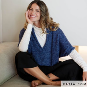 maglione realizzato con filato katia perla e silky mohair blu