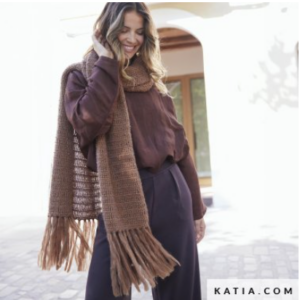 sciarpa realizzata con filato katia perla e silky mohair marrone